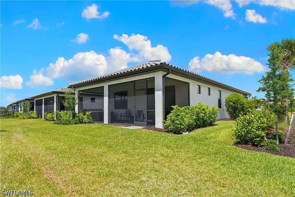 20549 Pebble Glen Drive Estero FL 33928