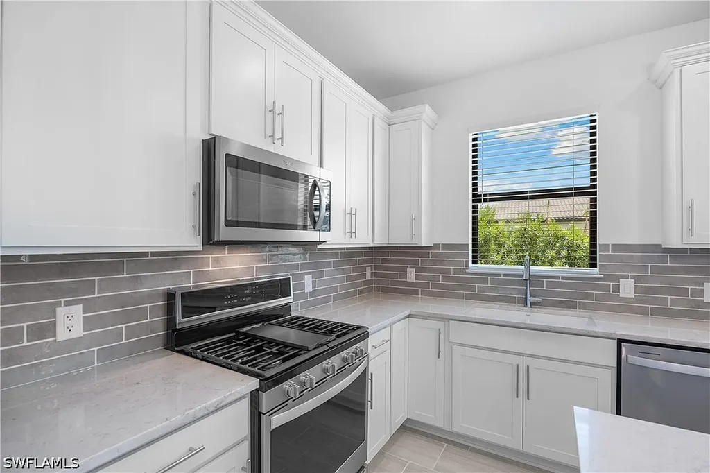 20549 Pebble Glen Drive Estero FL 33928