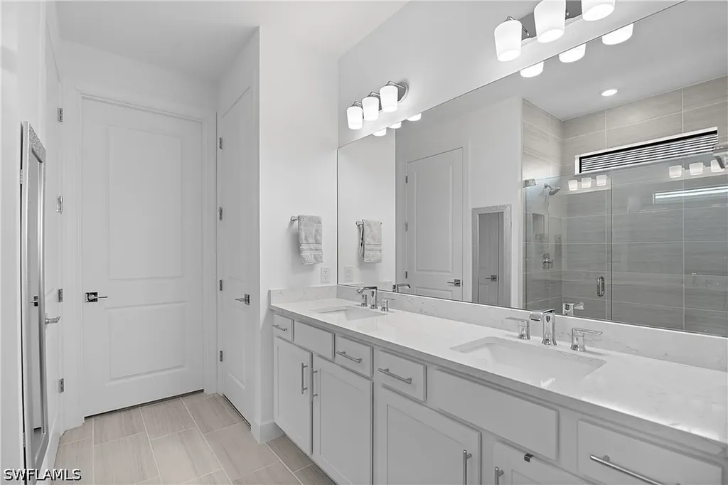 20549 Pebble Glen Drive Estero FL 33928