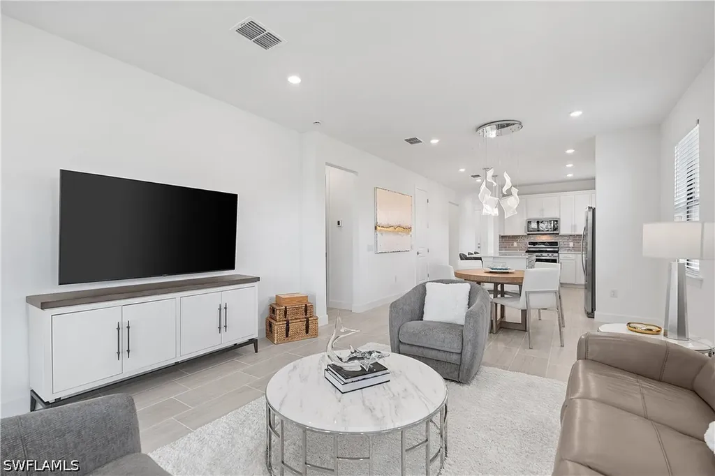 20549 Pebble Glen Drive Estero FL 33928