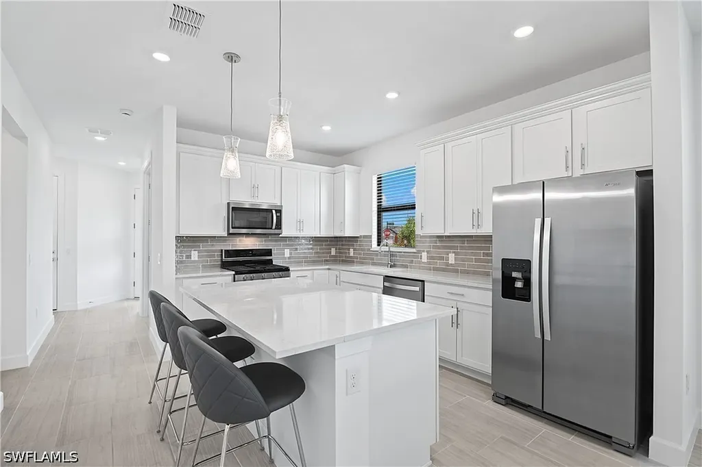 20549 Pebble Glen Drive Estero FL 33928
