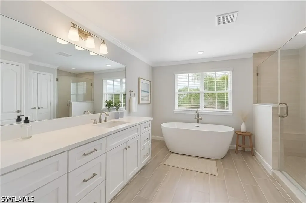 8364 Laurel Lakes Boulevard Naples FL 34119
