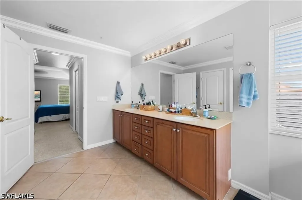 8364 Laurel Lakes Boulevard Naples FL 34119