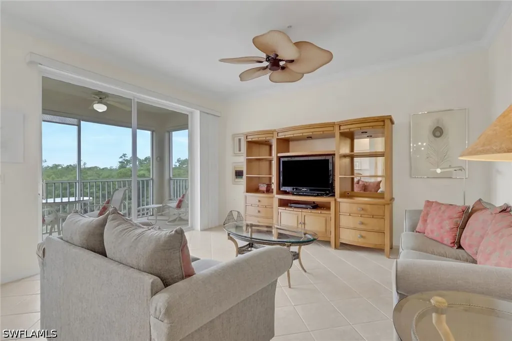 3830 Sawgrass Way Naples FL 34112