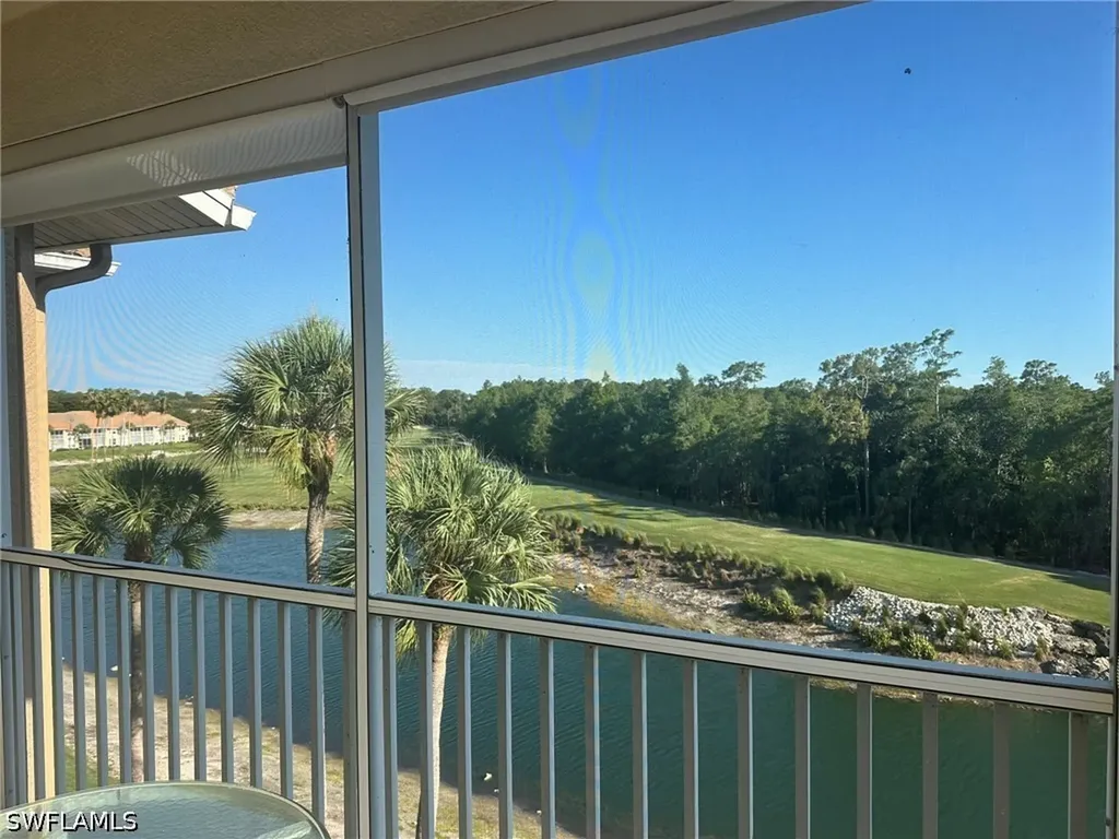 3830 Sawgrass Way Naples FL 34112
