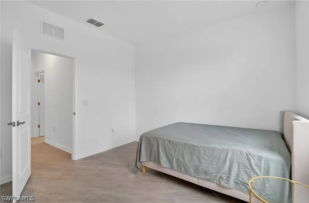 2126 Hamlin Street Naples FL 34120