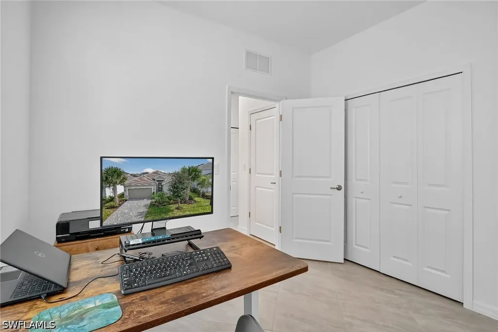 2126 Hamlin Street Naples FL 34120