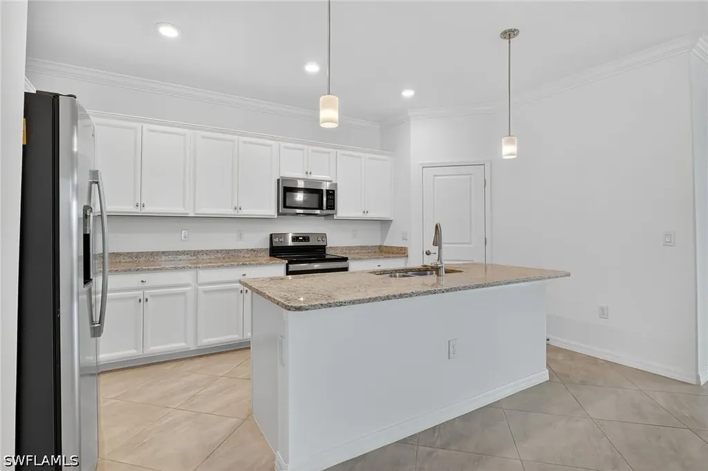2126 Hamlin Street Naples FL 34120