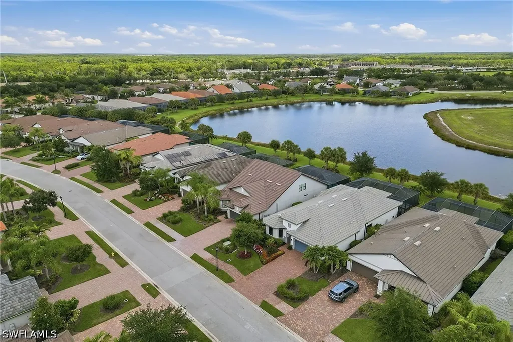 2764 Amaranda Court Naples FL 34114