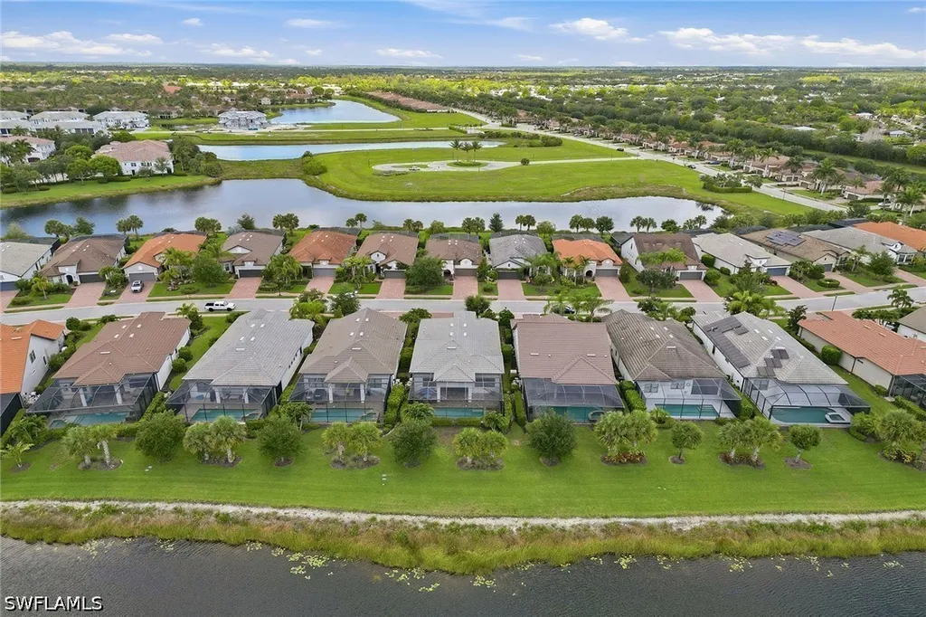 2764 Amaranda Court Naples FL 34114