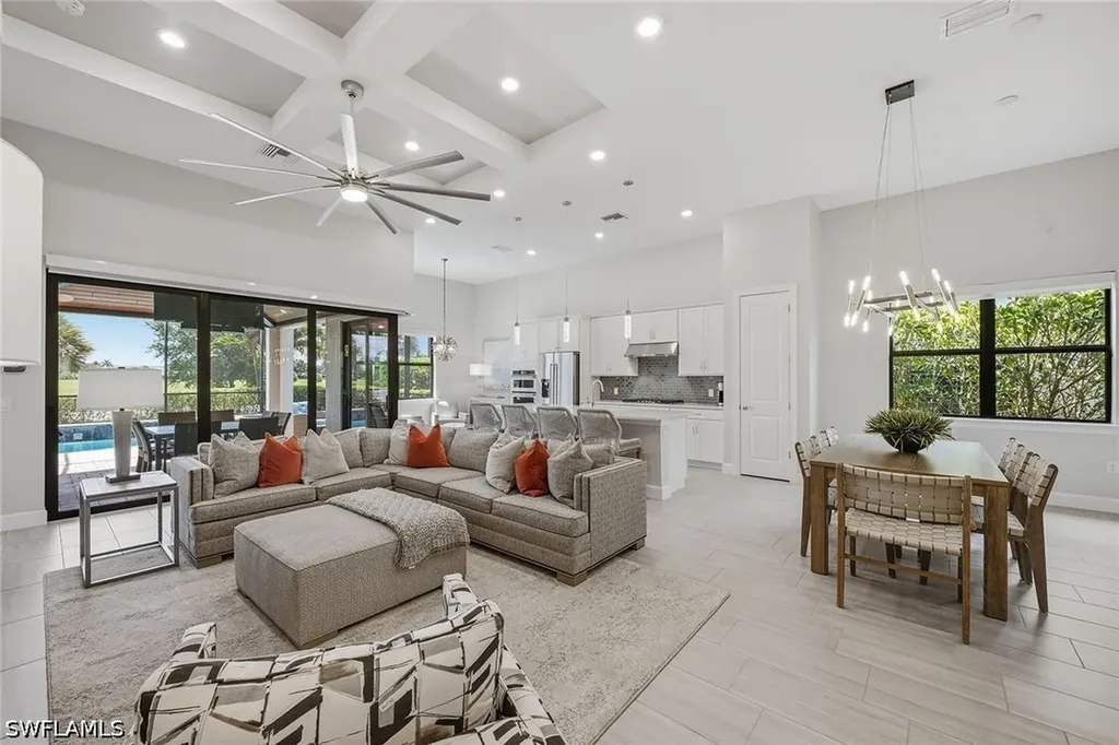 2764 Amaranda Court Naples FL 34114