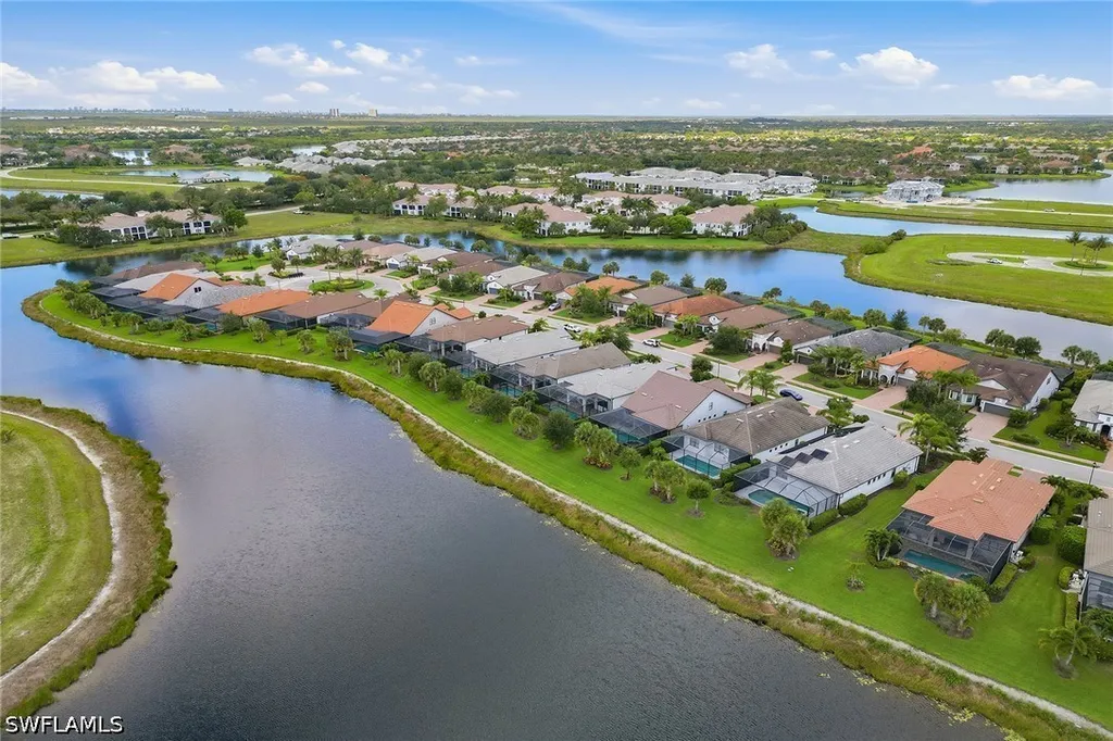 2764 Amaranda Court Naples FL 34114