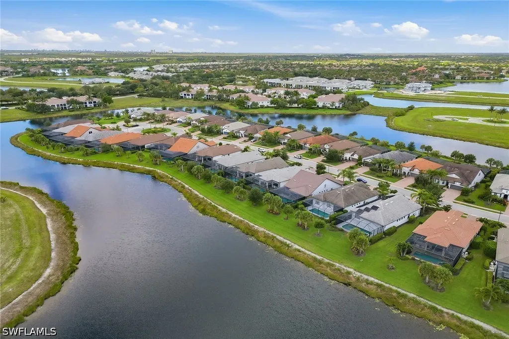 2764 Amaranda Court Naples FL 34114