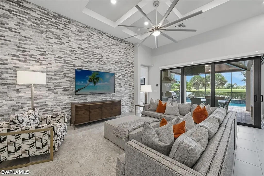 2764 Amaranda Court Naples FL 34114