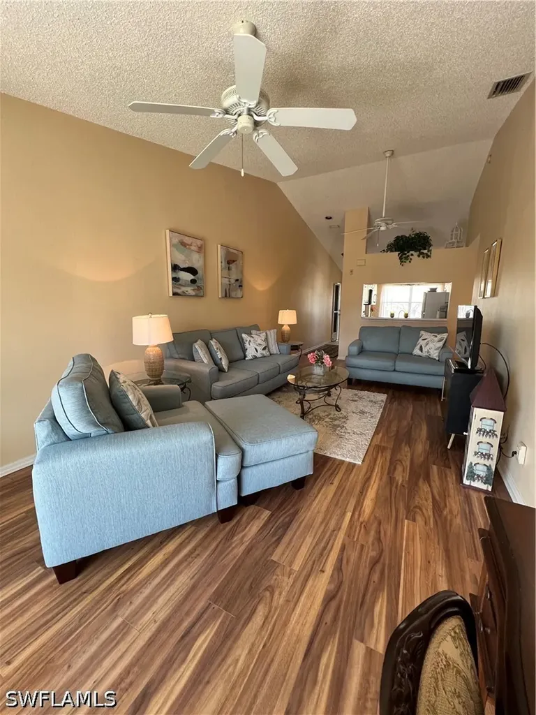 185 Grand Oaks Way Naples FL 34110