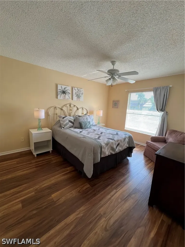 185 Grand Oaks Way Naples FL 34110