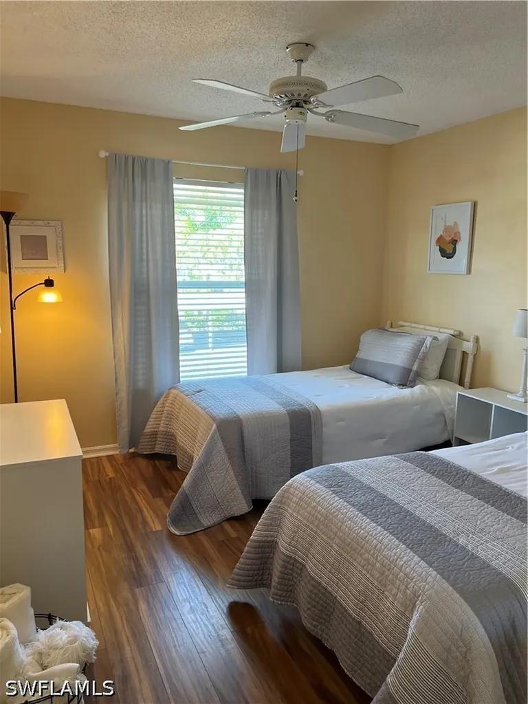 185 Grand Oaks Way Naples FL 34110