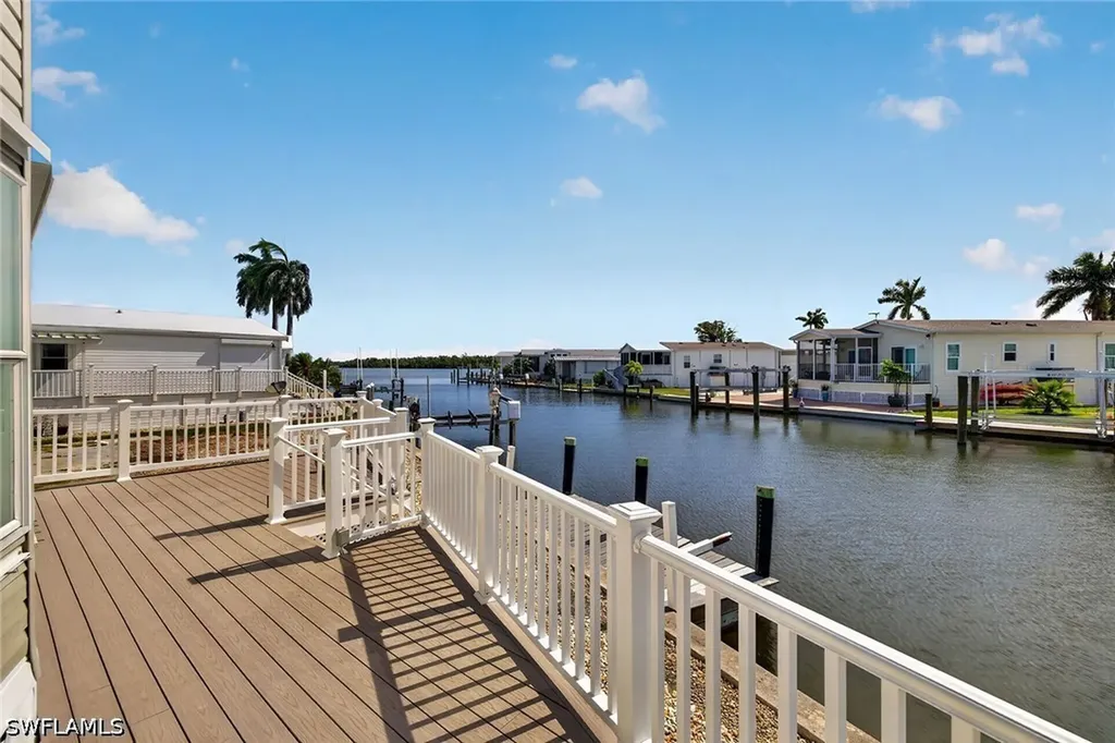 7 Galleon Way Fort Myers Beach FL 33931