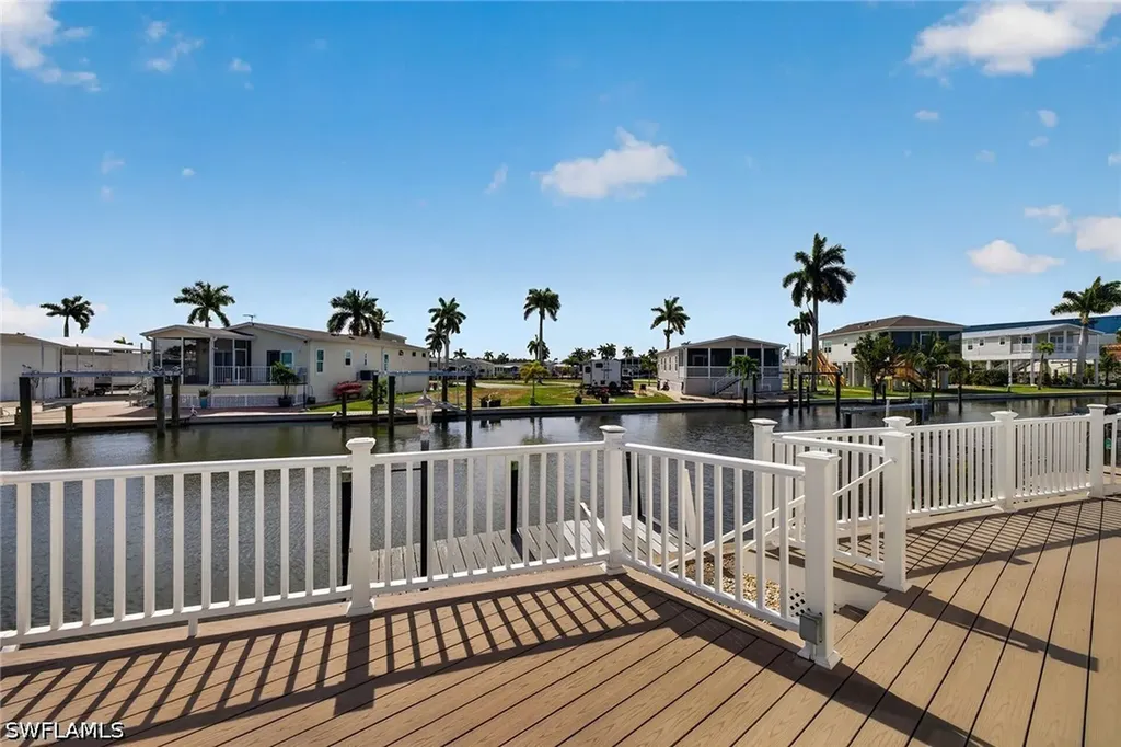 7 Galleon Way Fort Myers Beach FL 33931