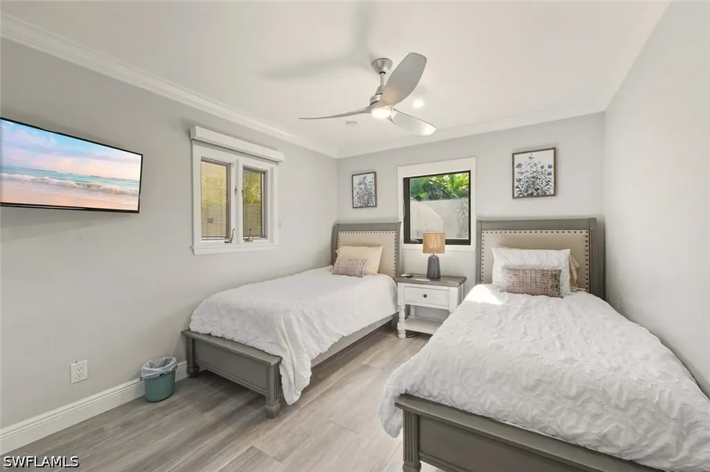 530 108th Avenue N Naples FL 34108