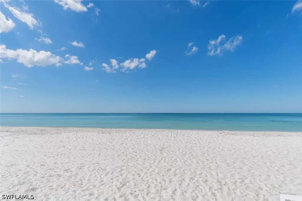 530 108th Avenue N Naples FL 34108