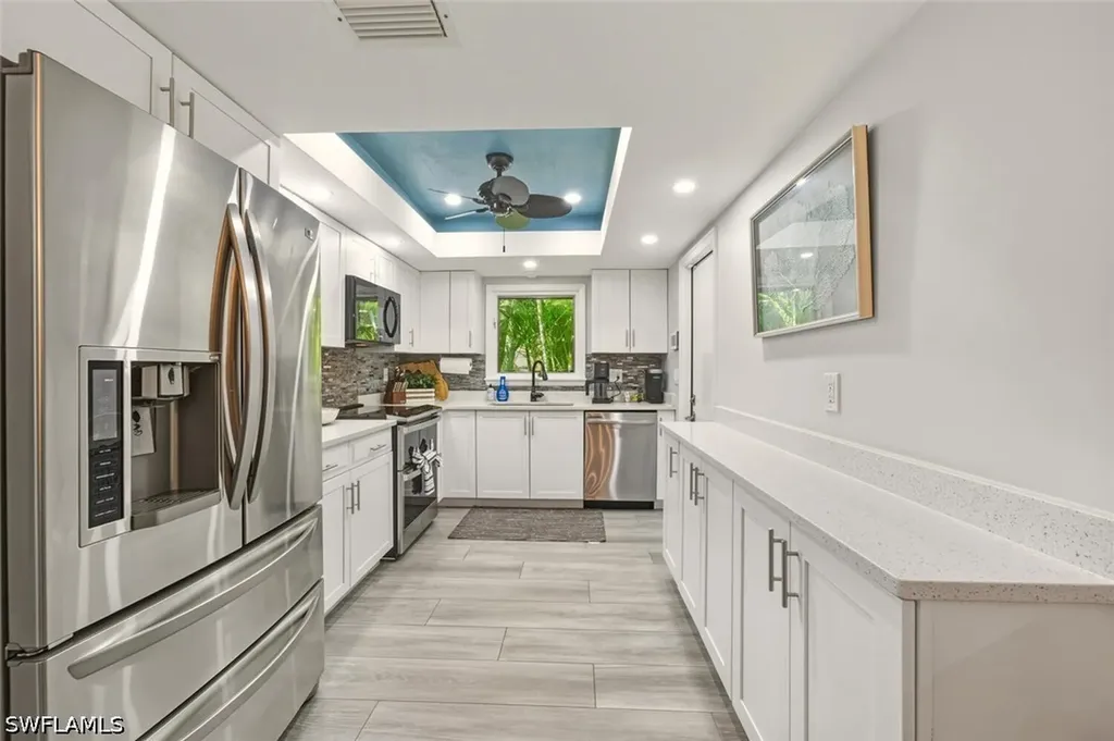 530 108th Avenue N Naples FL 34108