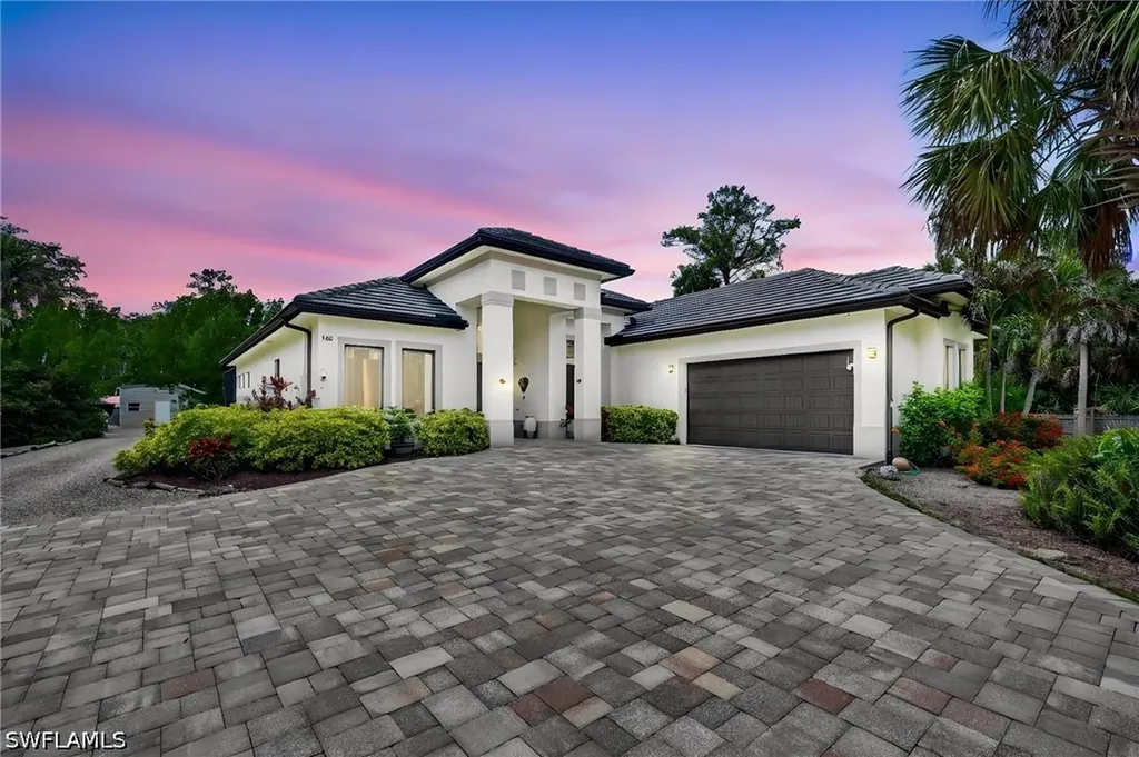 163 19th Street NW Naples FL 34120