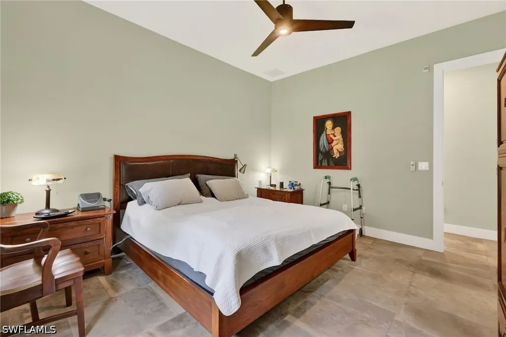 163 19th Street NW Naples FL 34120