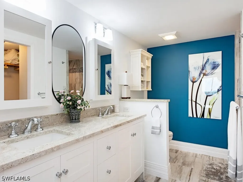 6585 Nicholas Boulevard Naples FL 34108