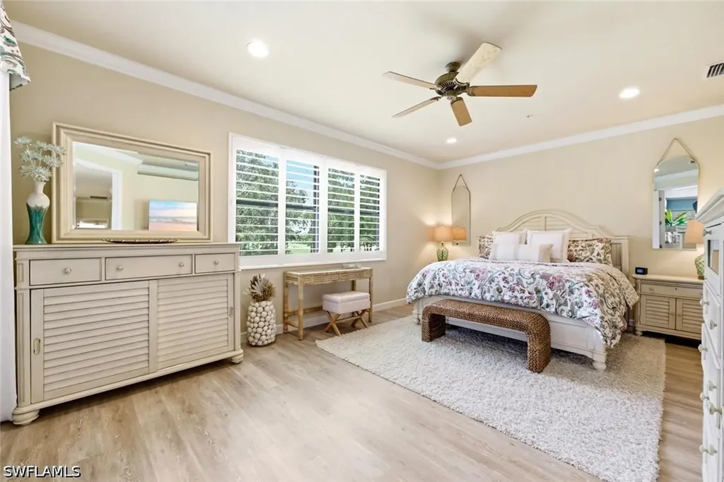10554 Smokehouse Bay Drive Naples FL 34120