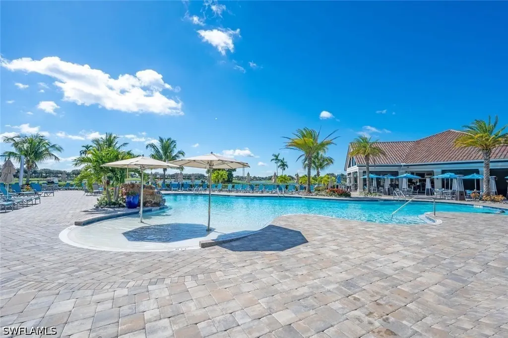 10554 Smokehouse Bay Drive Naples FL 34120
