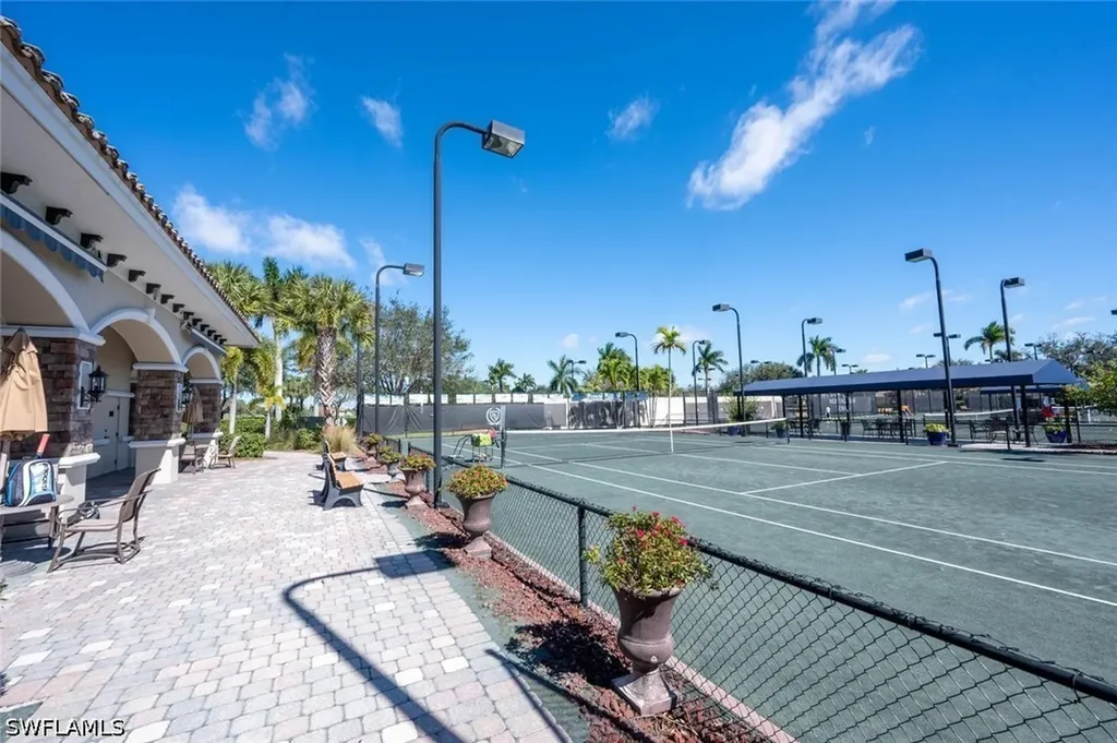 10554 Smokehouse Bay Drive Naples FL 34120