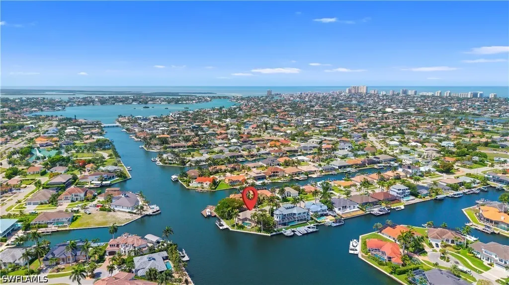 Marco Island FL, 1688 Villa Court