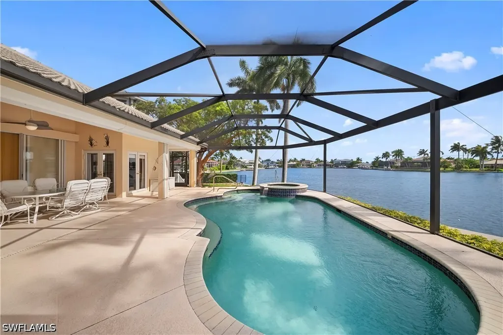 1688 Villa Court Marco Island FL 34145