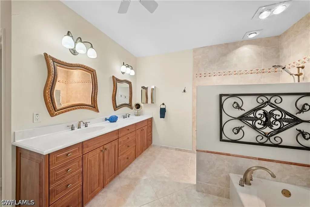 1688 Villa Court Marco Island FL 34145
