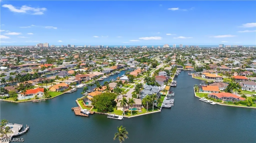1688 Villa Court Marco Island FL 34145