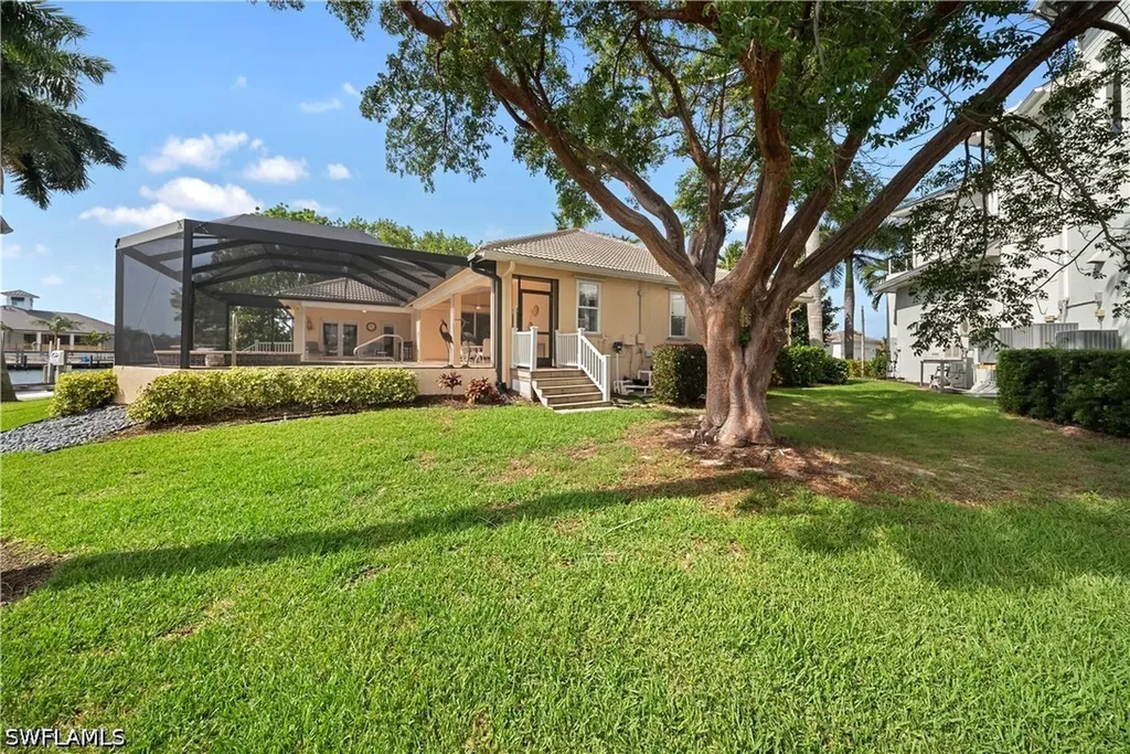 1688 Villa Court Marco Island FL 34145