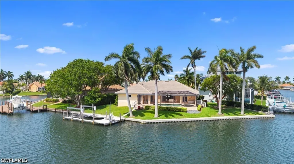 1688 Villa Court Marco Island FL 34145