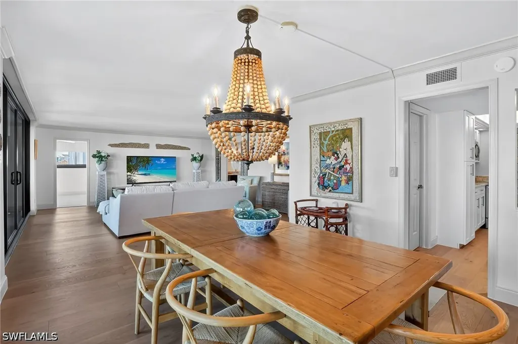 2400 Gulf Shore Boulevard N Naples FL 34103