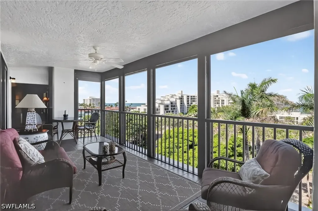 2400 Gulf Shore Boulevard N Naples FL 34103