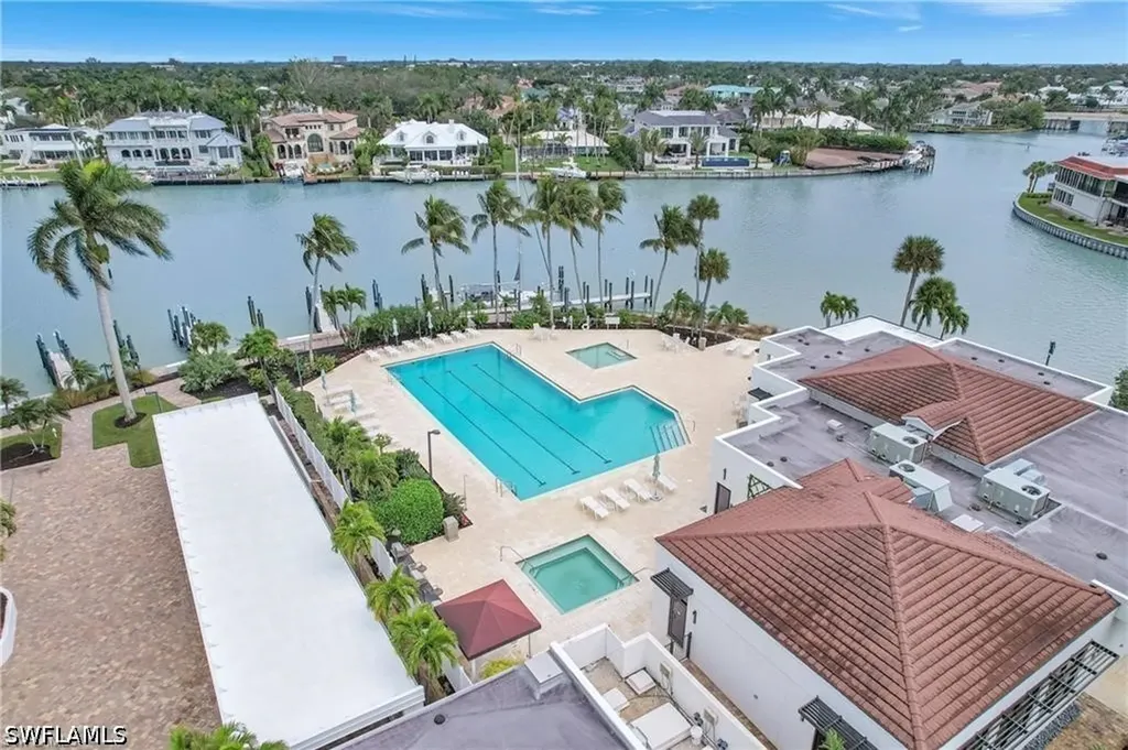2400 Gulf Shore Boulevard N Naples FL 34103