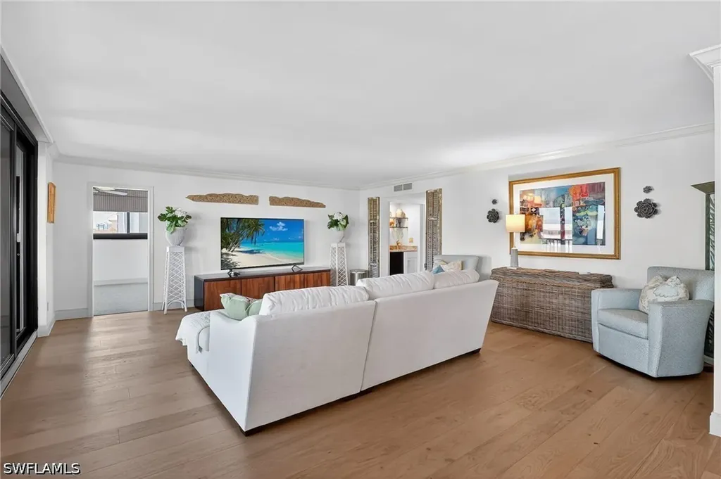 2400 Gulf Shore Boulevard N Naples FL 34103