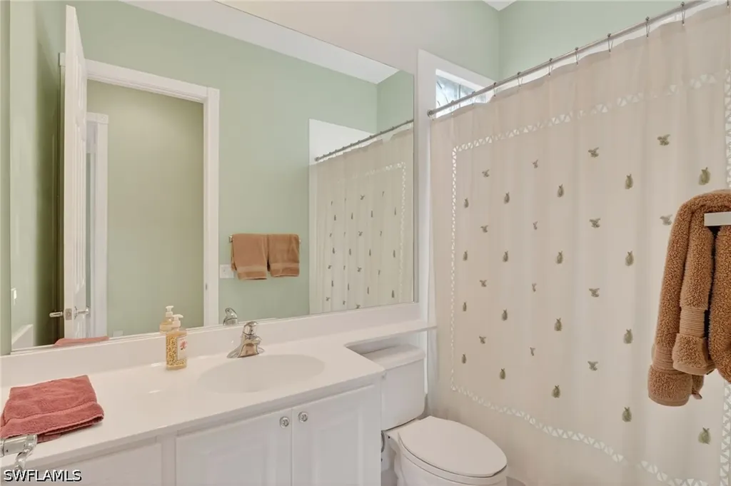 4695 Navassa Lane Naples FL 34119