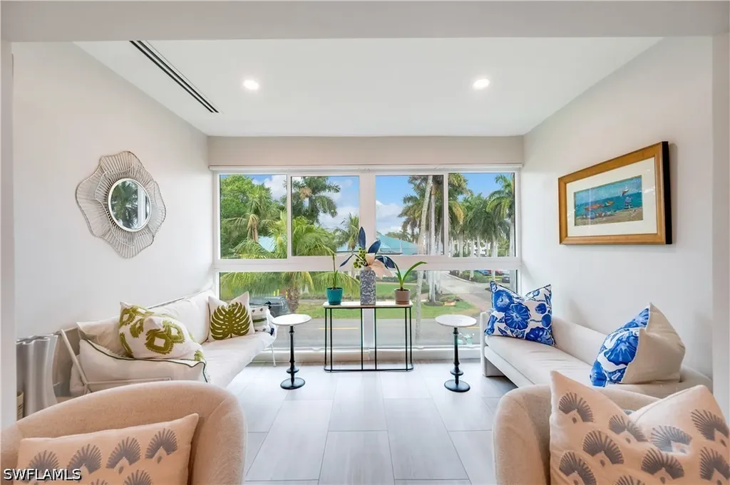 1021 3rd Street S Naples FL 34102