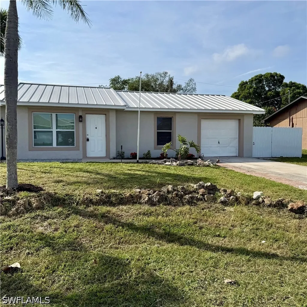 5142 19th Court SW Naples FL 34116