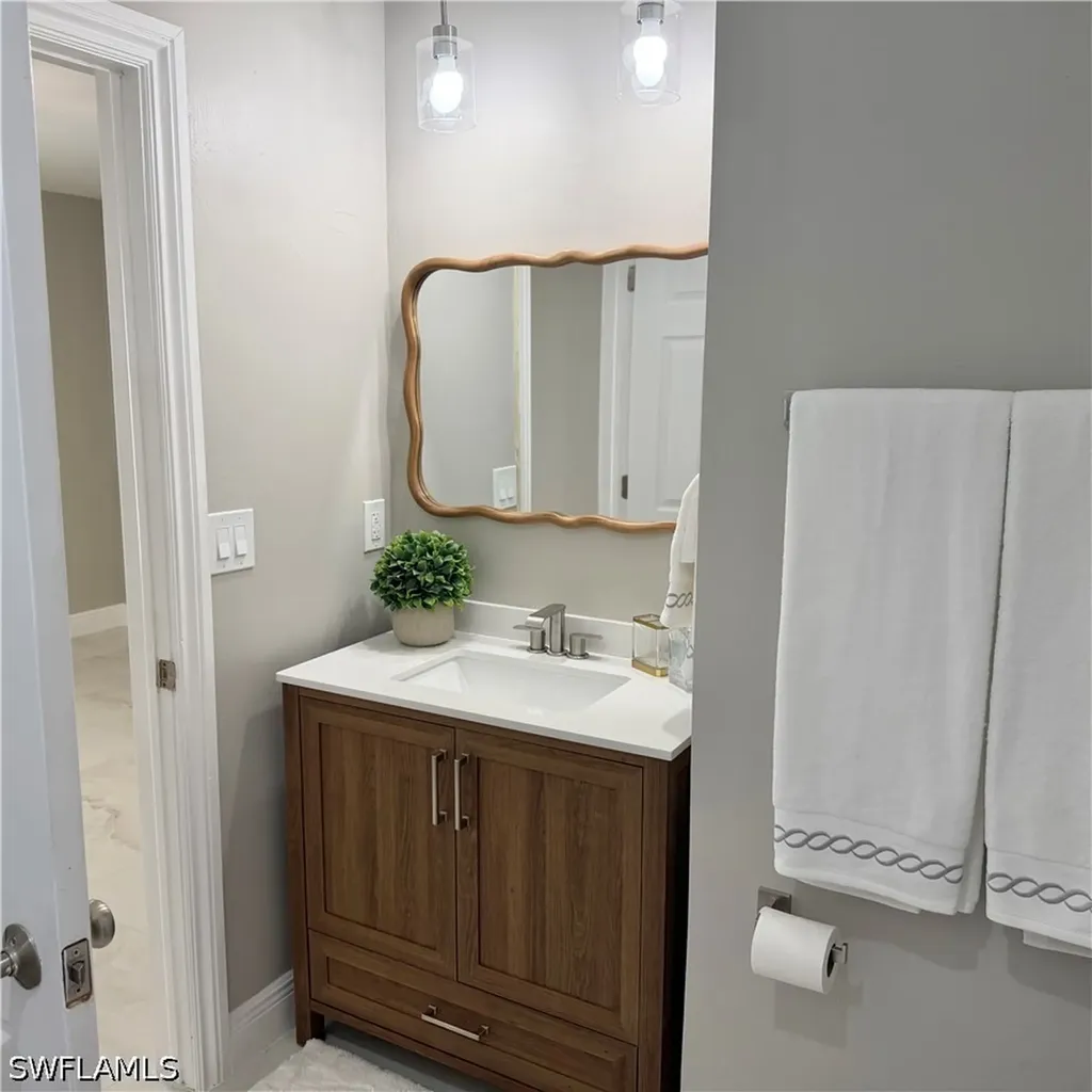 5142 19th Court SW Naples FL 34116