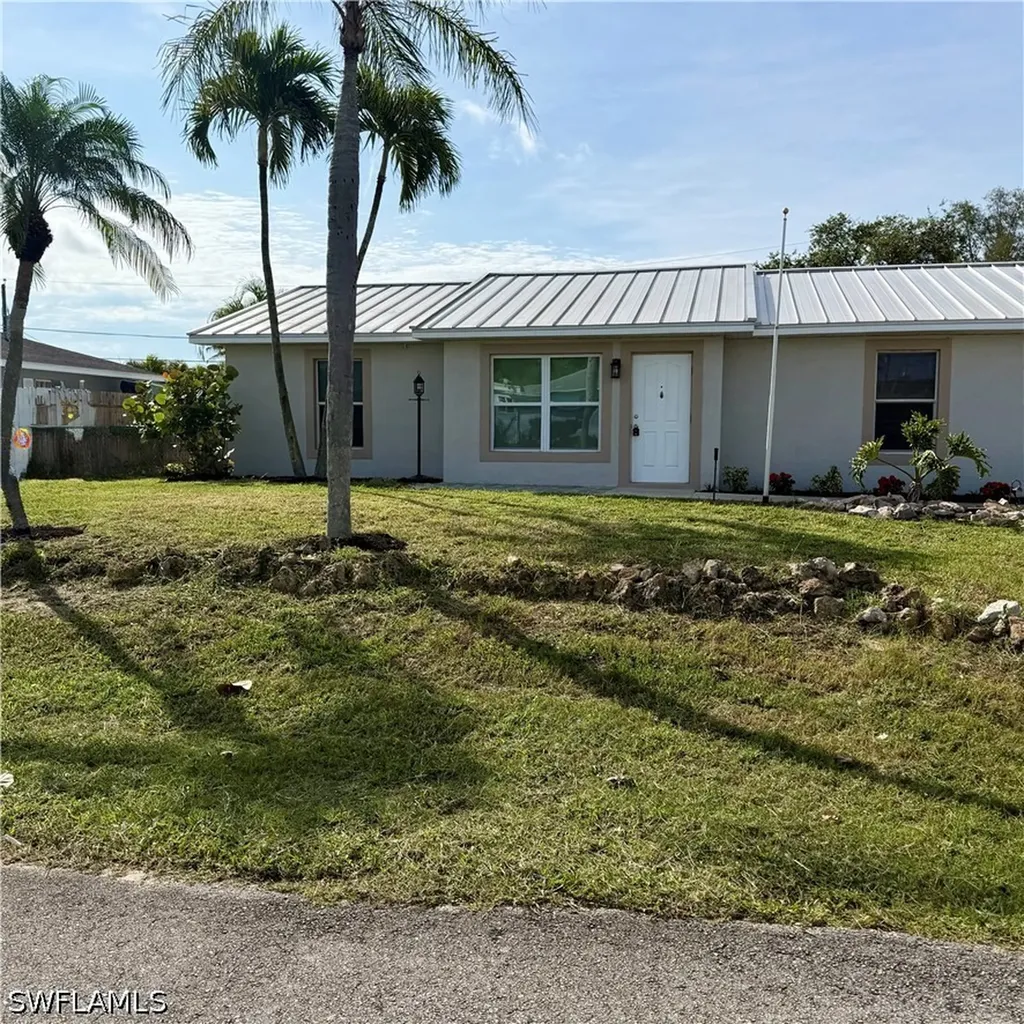 5142 19th Court SW Naples FL 34116