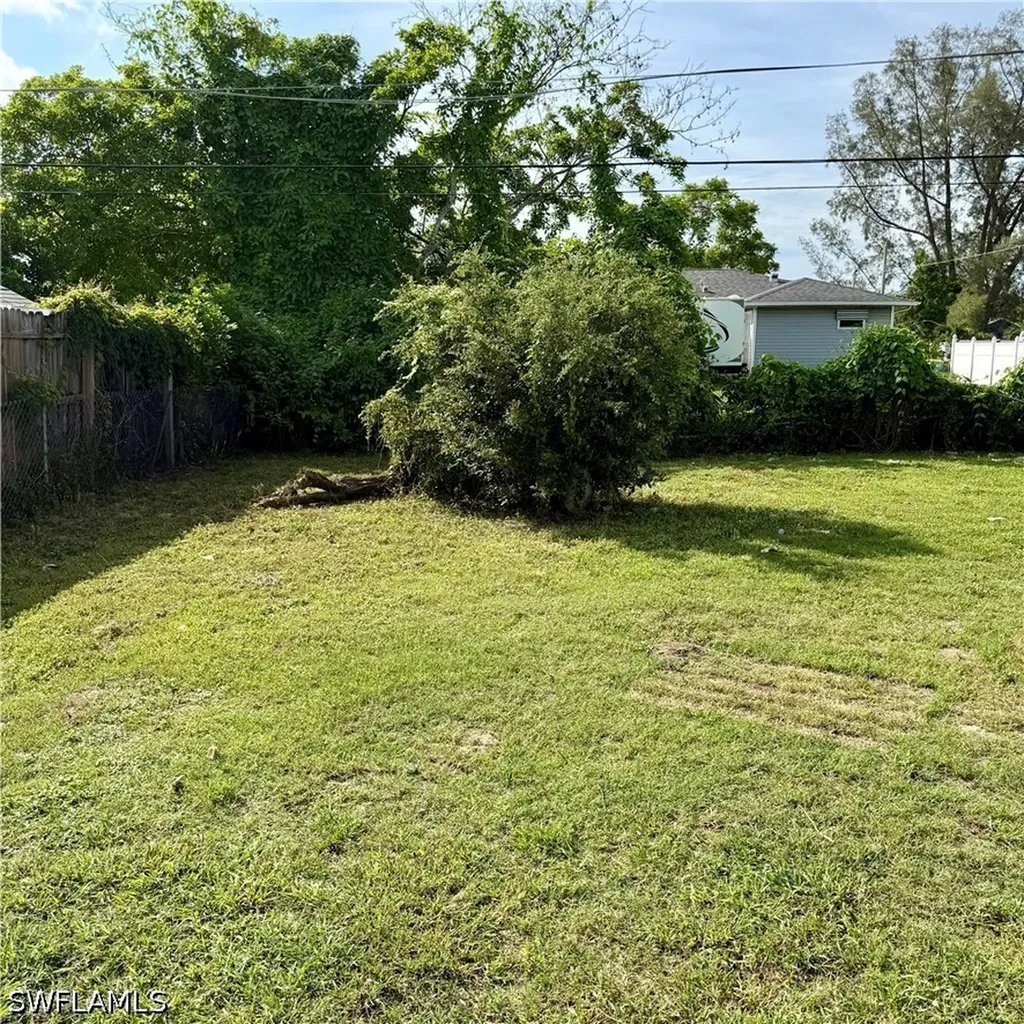 5142 19th Court SW Naples FL 34116