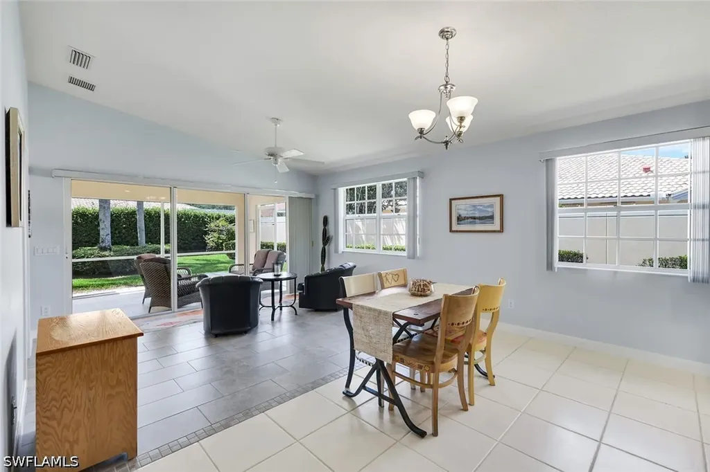3343 Cayman Lane Naples FL 34119