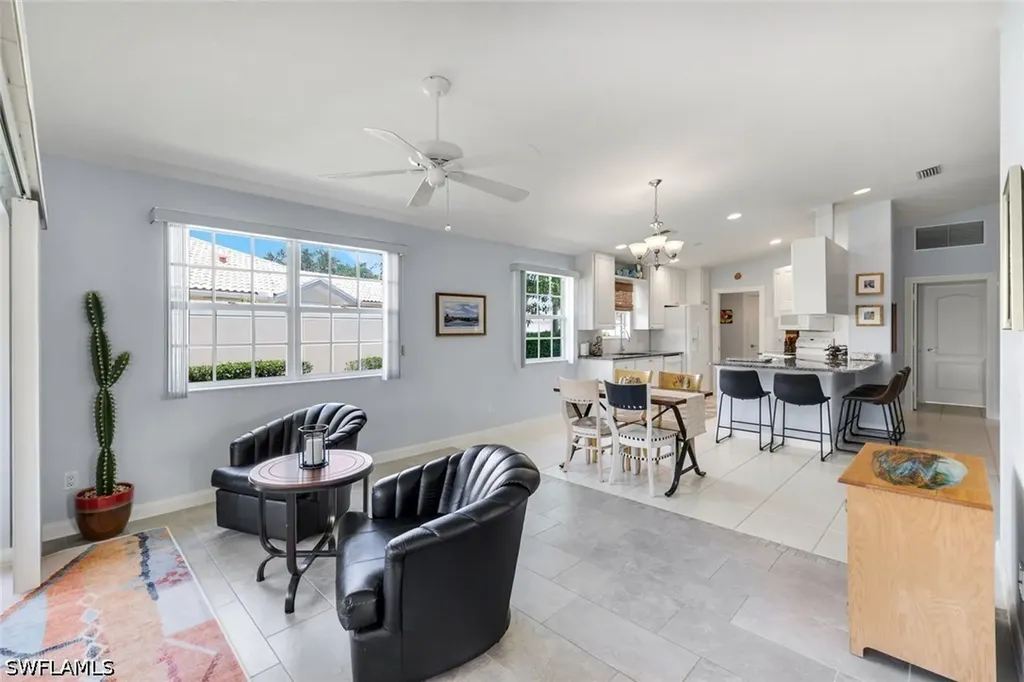 3343 Cayman Lane Naples FL 34119